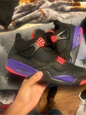 Raptor 4 size 10 used